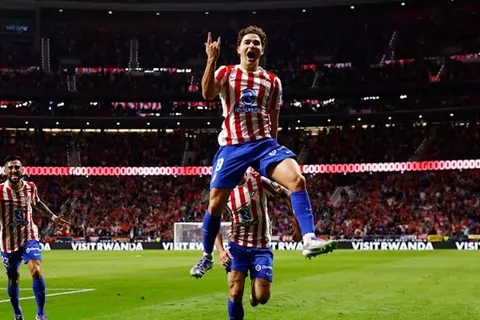 ألفاريز قبل مباراة أرسنال: الفرق الإنجليزية تتفوق علينا.. وقادرون على الفوز